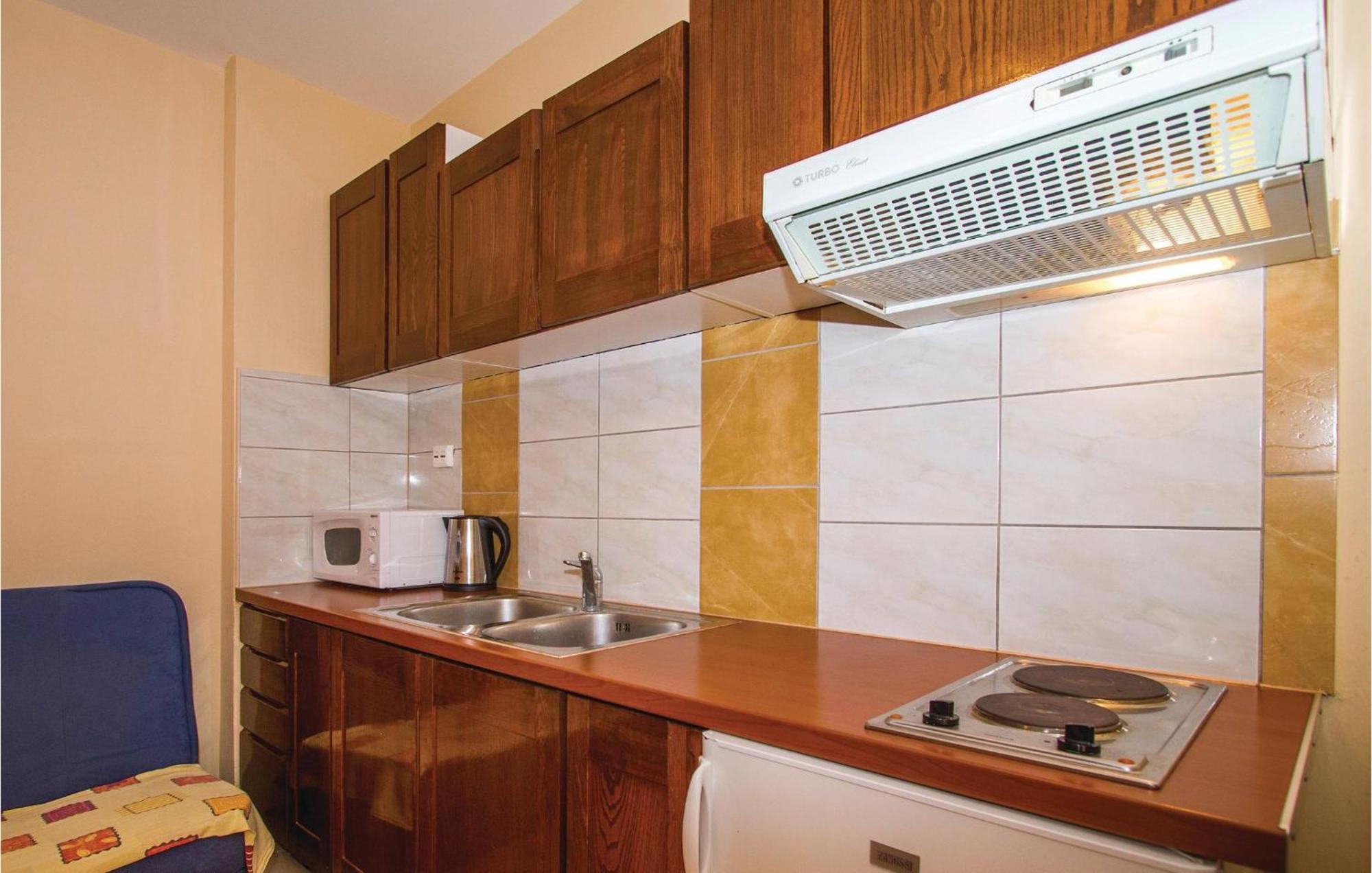 Pet Friendly Apartment In Biograd With Kitchen Биоград на Мору Екстериор снимка