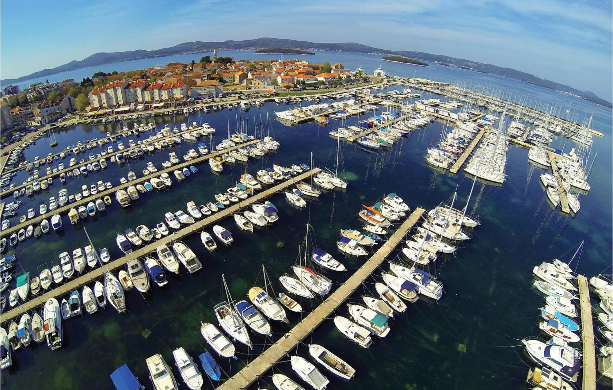 Pet Friendly Apartment In Biograd With Kitchen Биоград на Мору Екстериор снимка